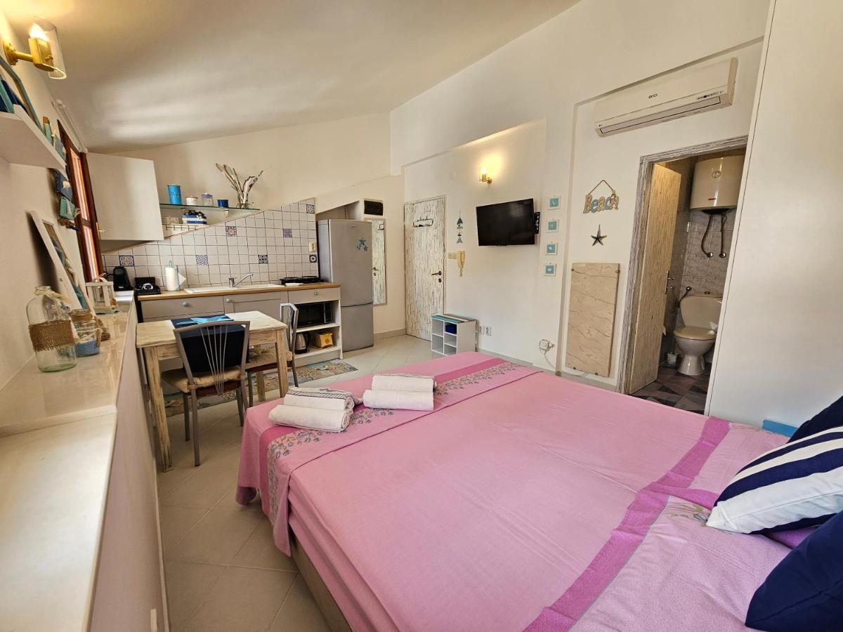 Studio Mare Fuori With Terrace Rovigno Esterno foto