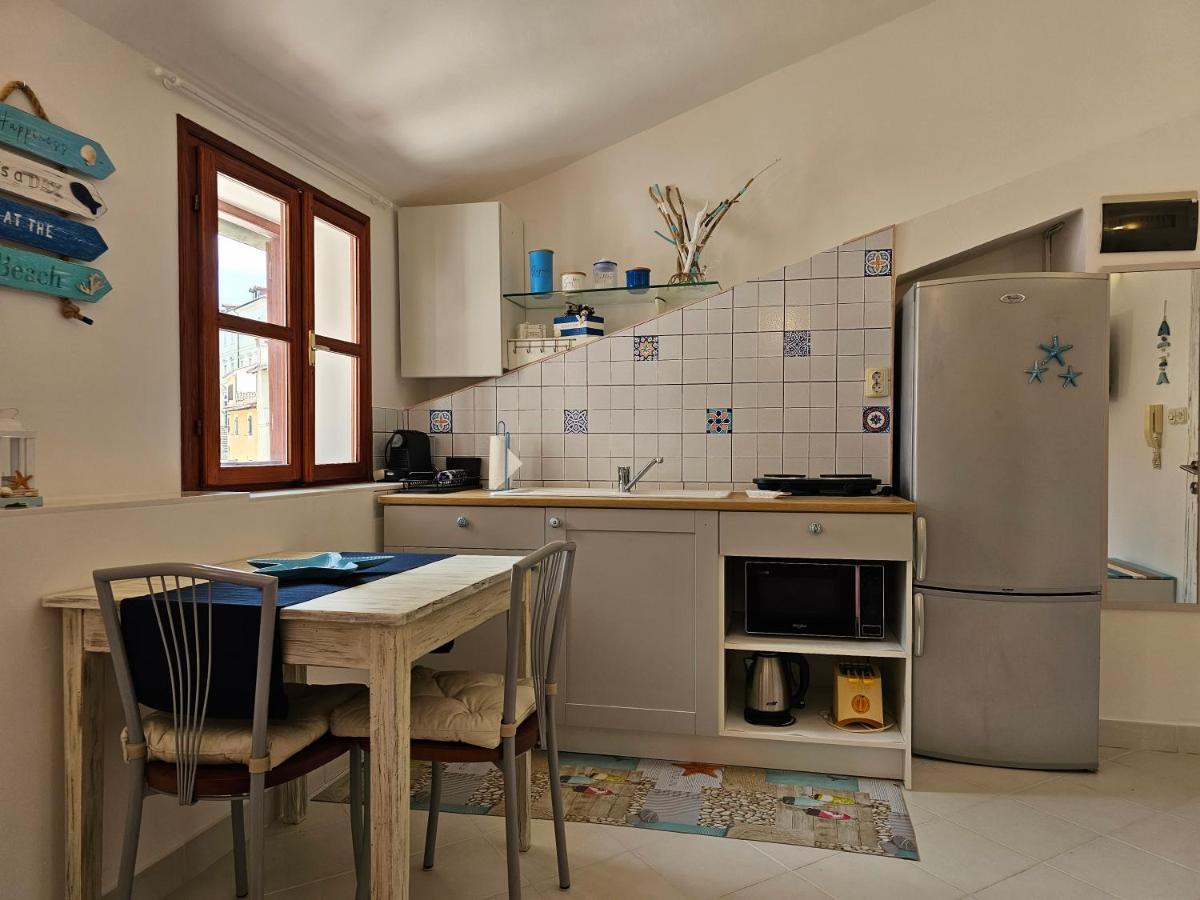 Studio Mare Fuori With Terrace Rovigno Esterno foto