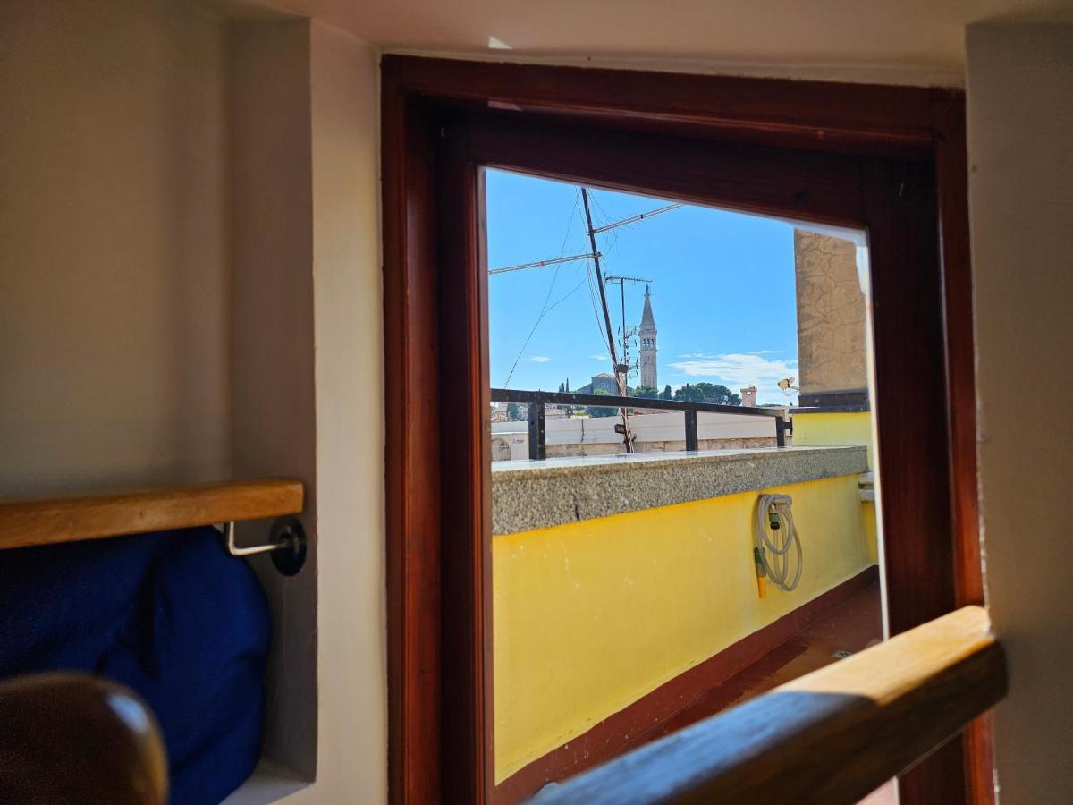 Studio Mare Fuori With Terrace Rovigno Esterno foto