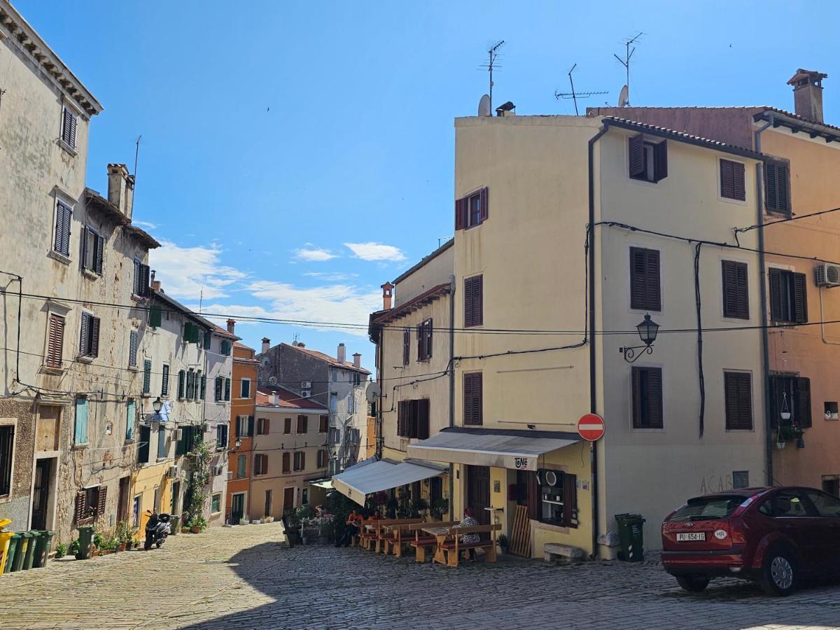 Studio Mare Fuori With Terrace Rovigno Esterno foto