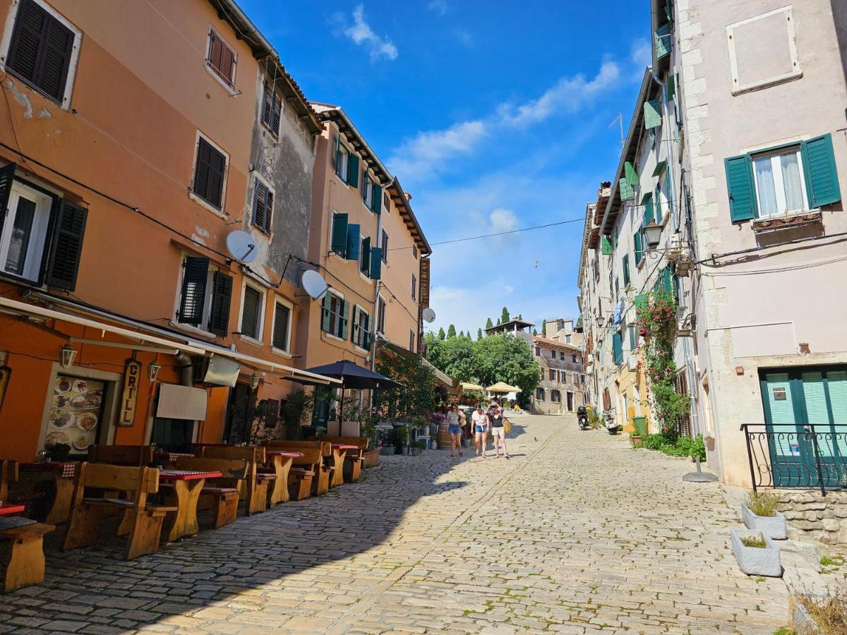 Studio Mare Fuori With Terrace Rovigno Esterno foto